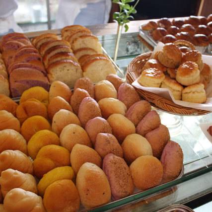 朝食ビュッフェ パン / 2