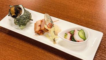 食事・飲み物 / 10