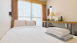 エコノミー ダブルルーム 喫煙可