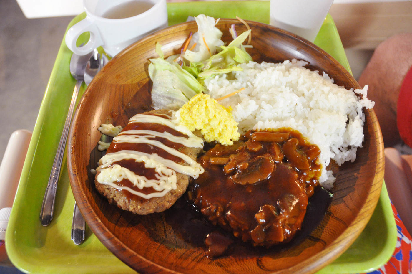 「ラウラウ」 料理 14943214 ロコモコW