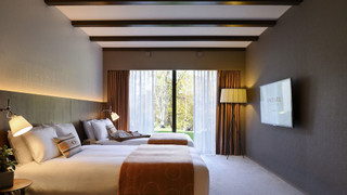 ラグジュアリー ヴィラ (15時チェックイン-10時チェックアウト)ご到着日15時からご出発日10時までご滞在(1室4名様でご利用の場合、リビングにエキストラベッド1台をご用意いたします)