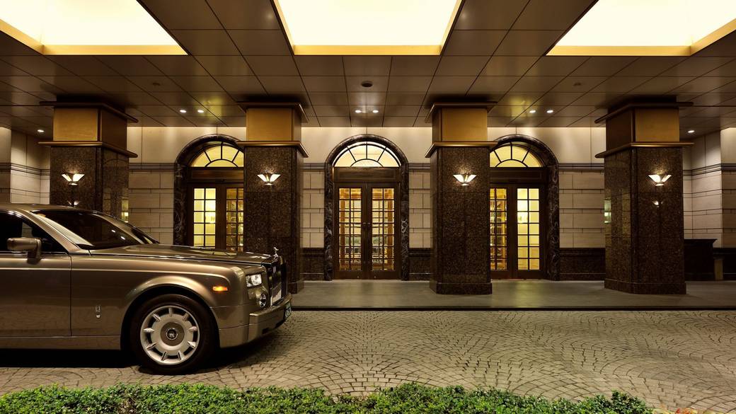 乙女心をくすぐる
クラシカルなホテルへ / 1