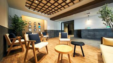 ロビー応接スペース / 7