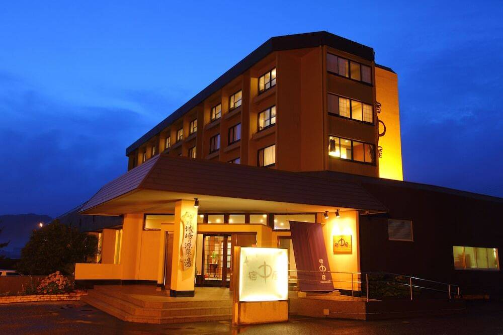 天津小湊温泉 城崎の源泉の湯 宿中屋