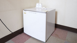 ダブルルーム セミダブルベッド 1 台 喫煙可