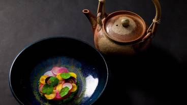 食事・飲み物 / 25