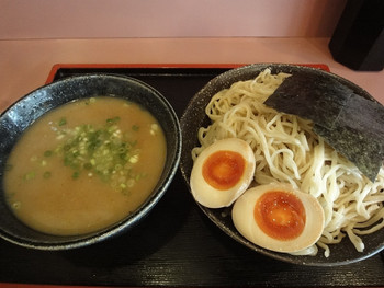 「ラーメン鶴」料理 791976 つけ麺大盛 \790 味玉 \100