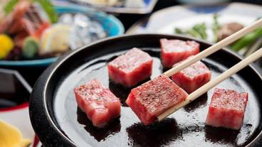 食事・飲み物 / 4