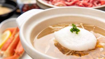 旅館のお食事処 / 8