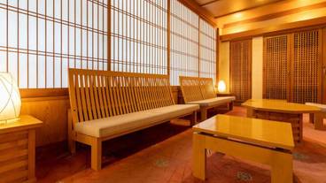 ロビーラウンジ / 4