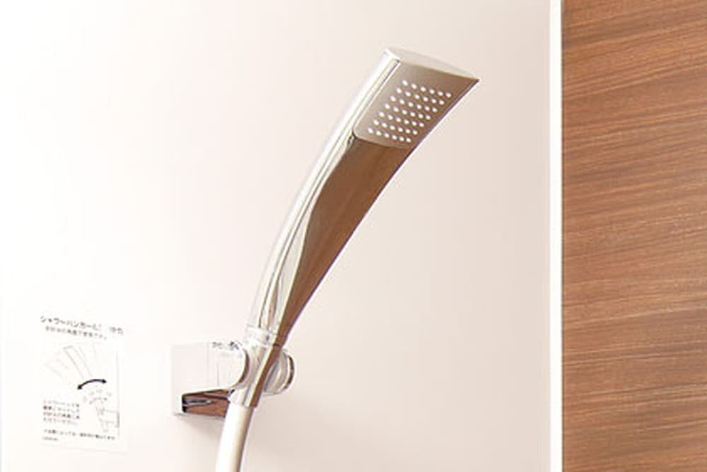 バスルームのシャワー