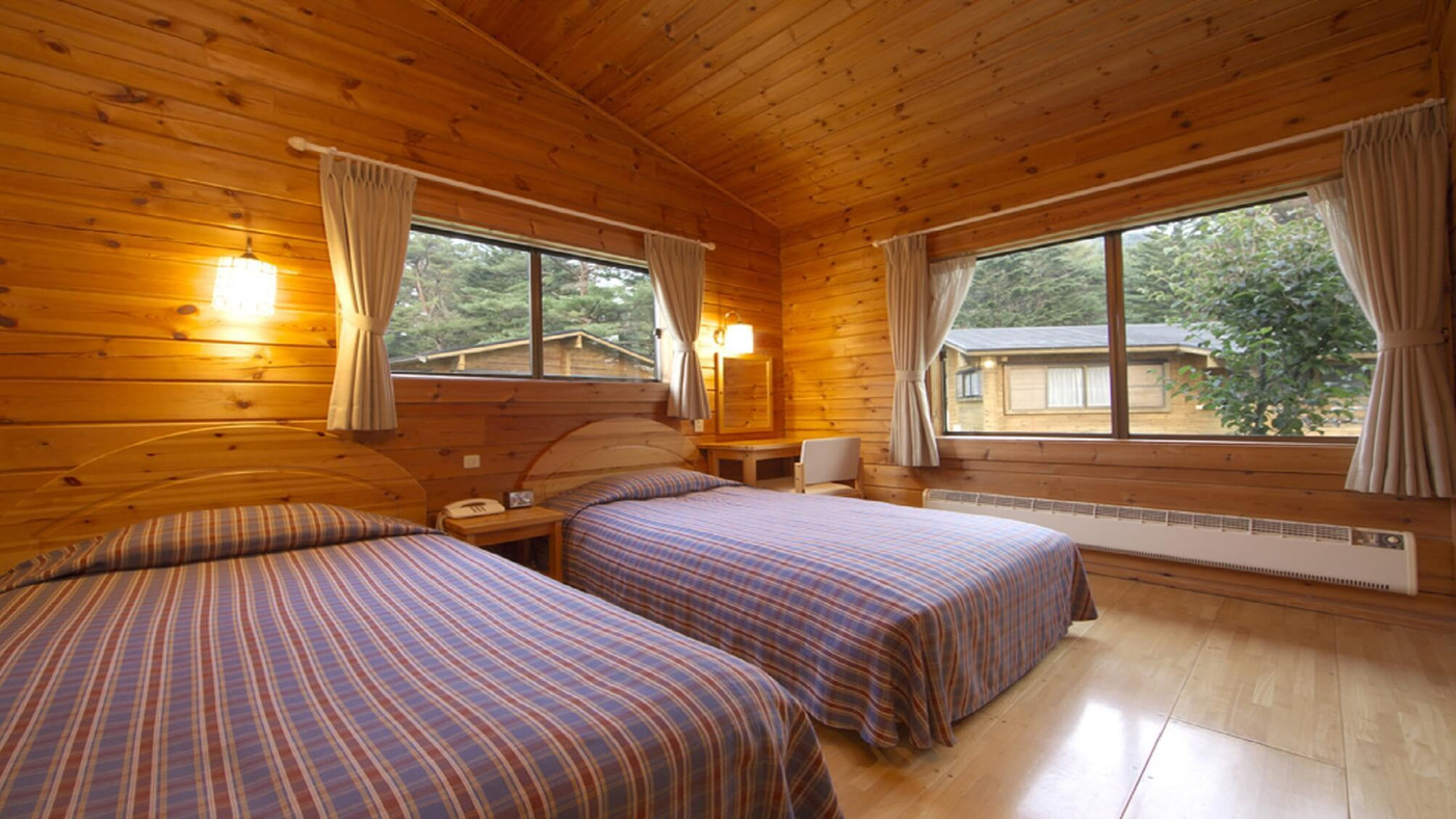 2. 軽井沢プリンスホテル（イースト・ウェスト）3630228