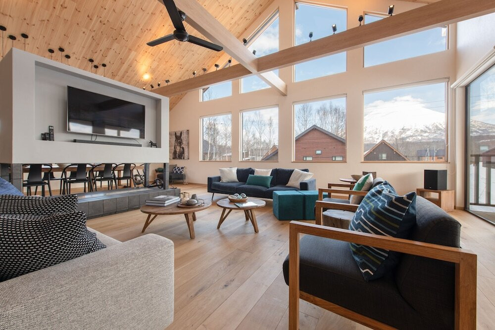 住むように滞在できる！ニセコの緑の中にある素敵なコテージ4068348