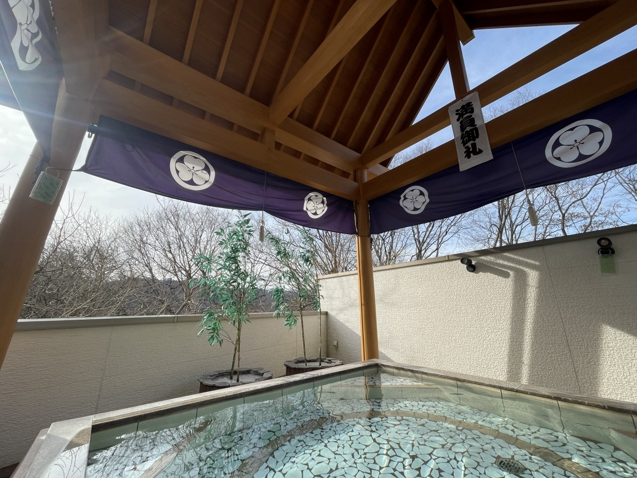 囲炉裏端でほっこり♪里山の温泉旅館3351543