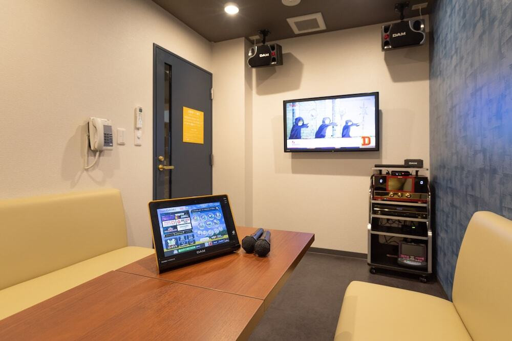 カラオケ ルーム