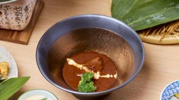 食事・飲み物 / 4