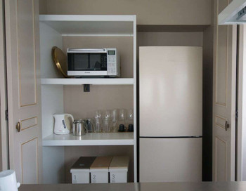 天井のテレビを動かしてベッドでもソファでも動画視聴♪4271226