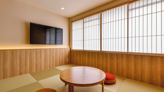 【和モダンルーム】ツイン　シングルベッド×2台［39平米］禁煙