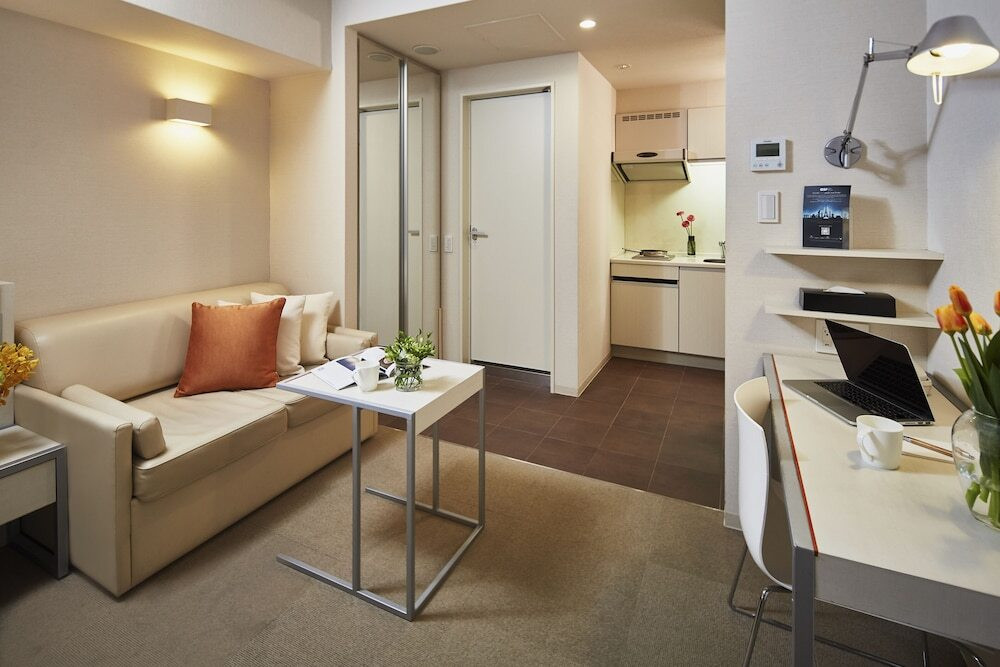 京都の中心地で錦市場を食べつくそう3697411