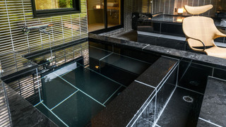 [渓流眺望] サウナ＆源泉露天風呂付特別室 (2023年新登場)