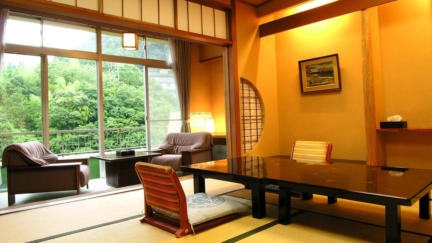 四季折々の絶景と星空を満喫できる温泉宿3436647