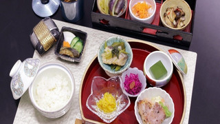 スタンダードツインルーム (A) 和朝食付き 禁煙