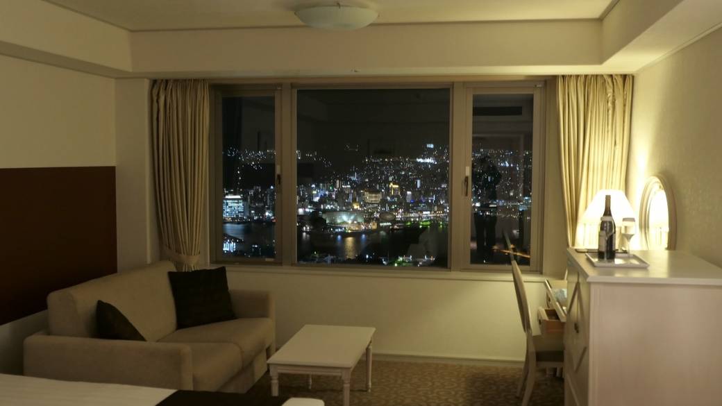 客室でゆっくり夜景を鑑賞できる / 1