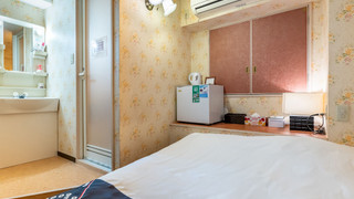 ダブルルーム 喫煙可