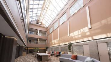 ロビー応接スペース / 3