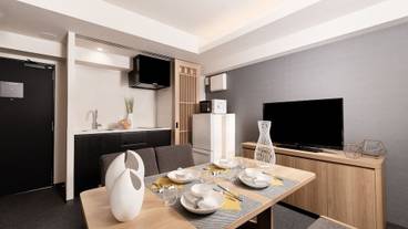 客室内のダイニングエリア / 33