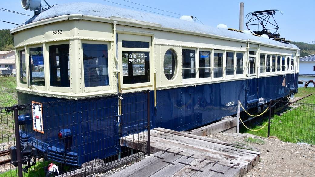 展示されている丸窓車両 / 2