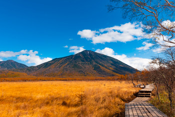 Nikko National Park: Senjogahara and Mt. Nantai in autumn colors