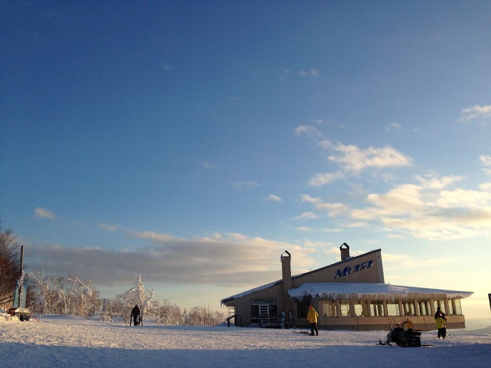 スノー スポーツとスキー