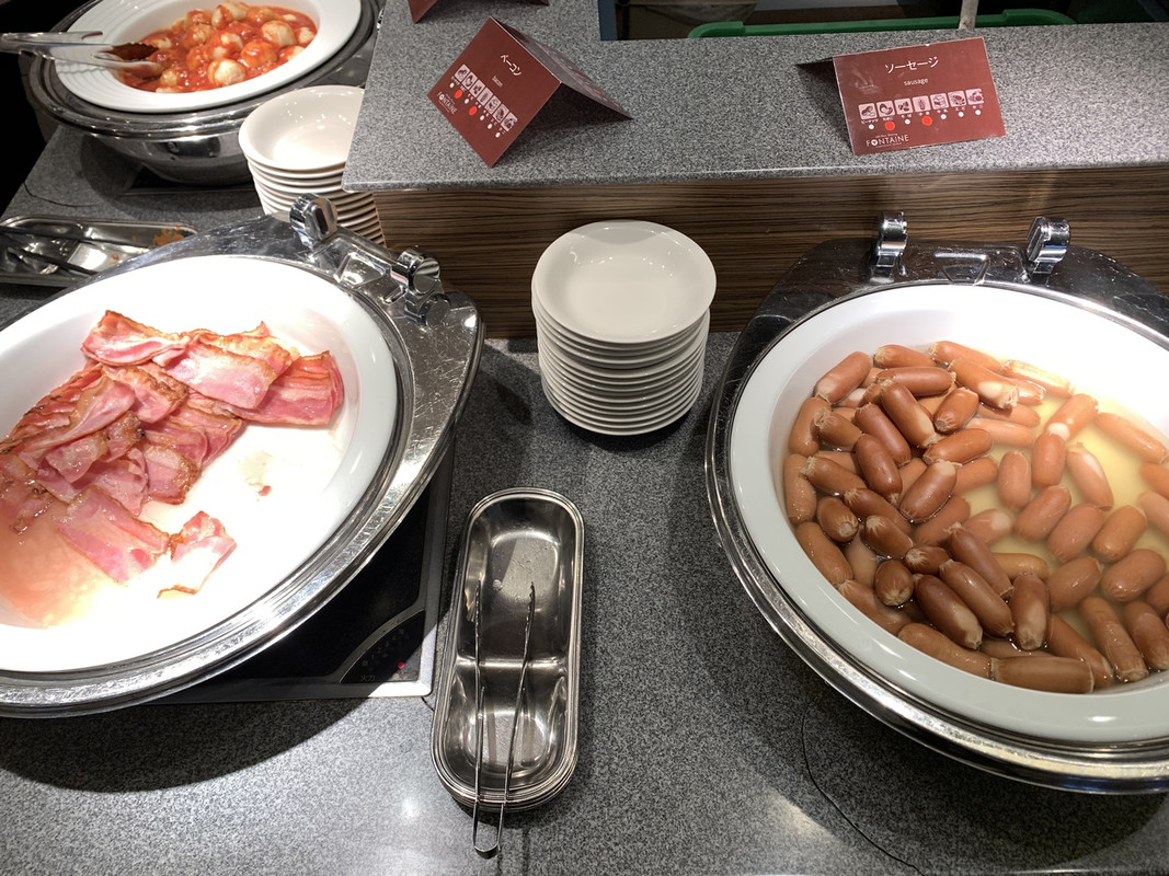 朝食のウインナー