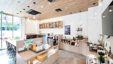 朝食スペース / 11