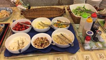 朝食スペース / 9