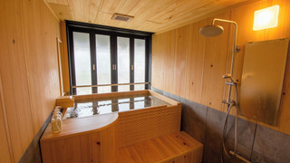 ゆとろぎの間(展望風呂付スイート)(6歳以上のみ)