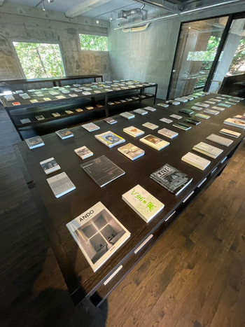 「惣湯テラス」 内観 227121148 ライブラリースペース