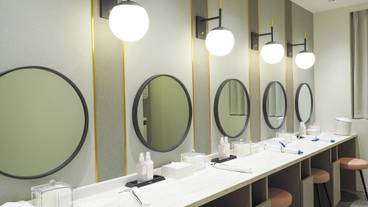 施設内の設備 / 17