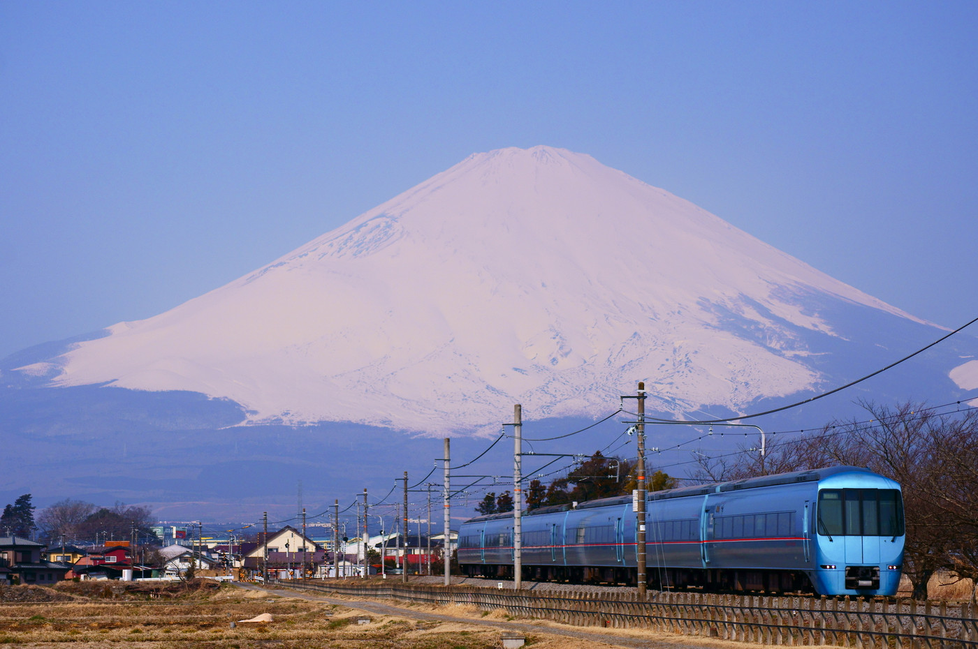 富士山とMSE・特急ふじさん（旧：特急あさぎり）