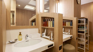 Capsule room Men only for 2 persons