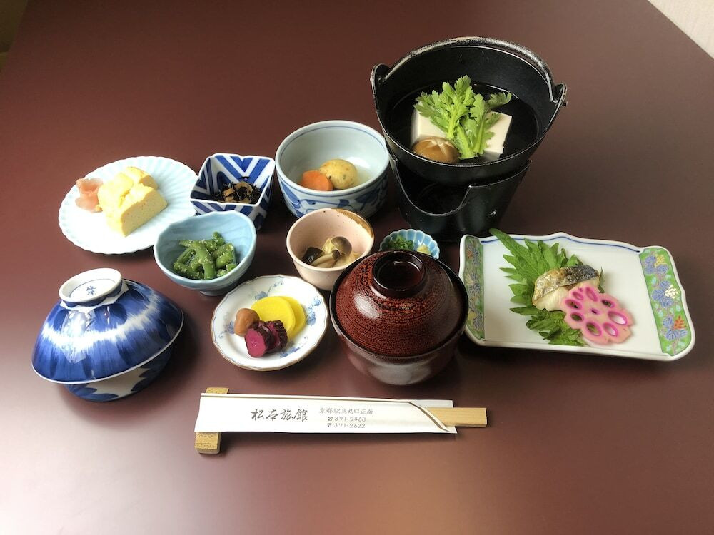 朝食