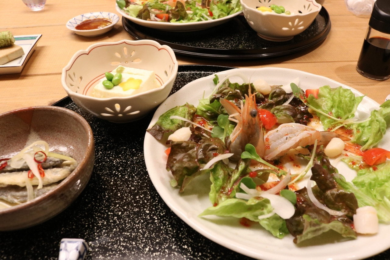 オーナーシェフの料理を愉しむ、全5室の静かな宿3997999