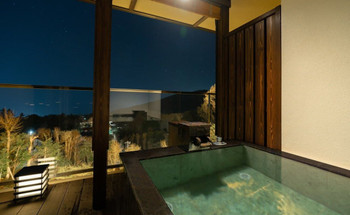 Let's stick to "rooms with open-air baths flowing directly from the source" ♩ 2493306