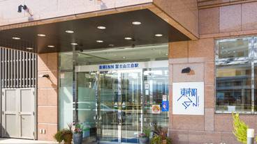 施設の入り口 / 3