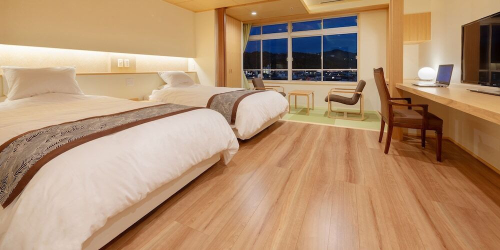 天誠 和モダンスーペリアツインルーム