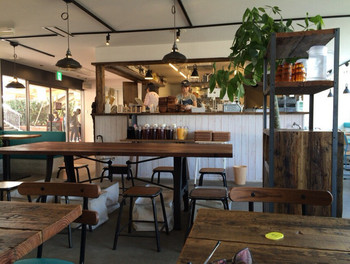 「マテリアル カフェ」 内観 48631259 店内