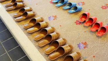 内部エントランス / 3