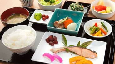 朝食 / 3