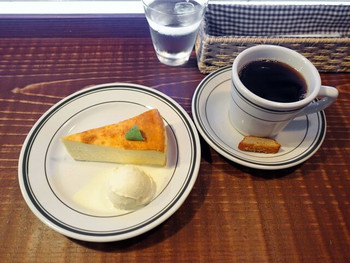 8.ホワイトバード コーヒー スタンド1311714